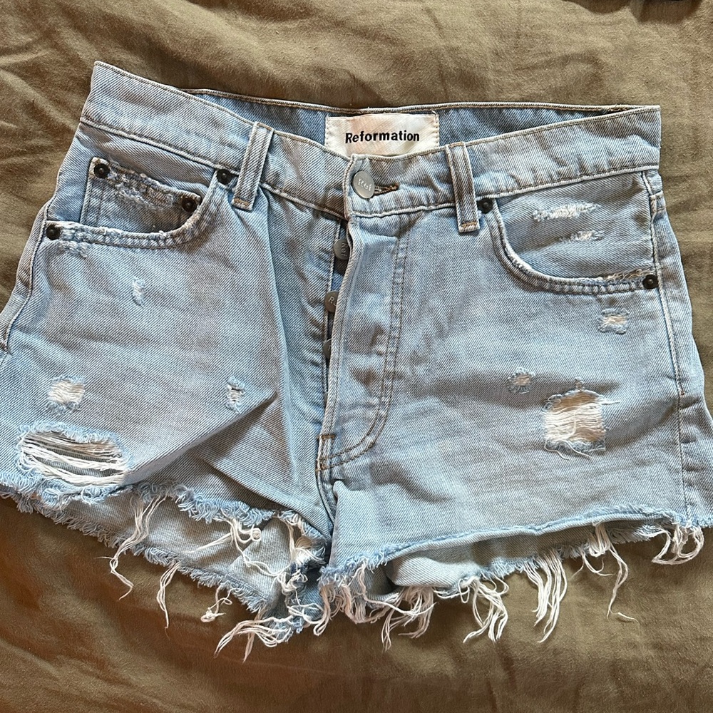 Reformation Cutoff Shorts